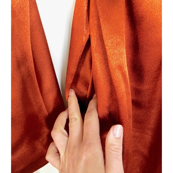 Tularosa Lani Robe Bronze NWT S & M - Picture 5 of 7